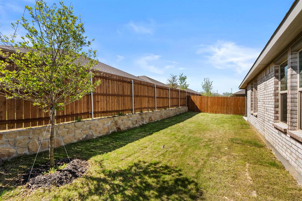 541 Marsh Street Cleburne, TX 76033 - Photo 25 of 26