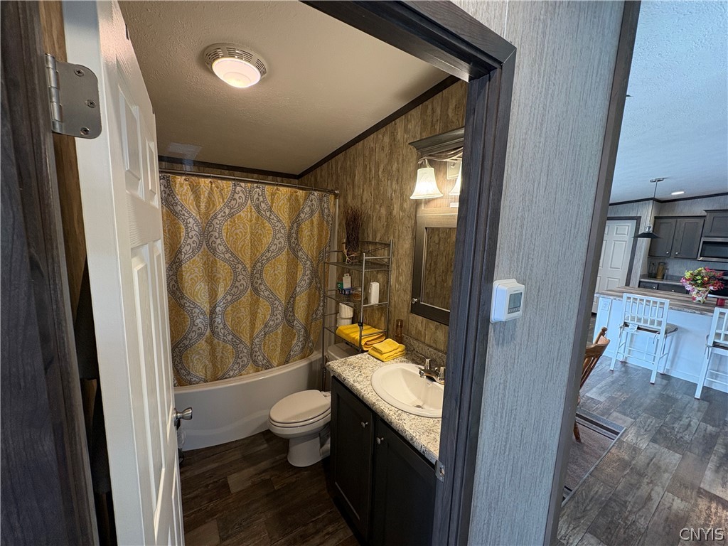 8614 Lakeport Road Sullivan, NY 13037 - Photo 21 of 32 Bathroom 1