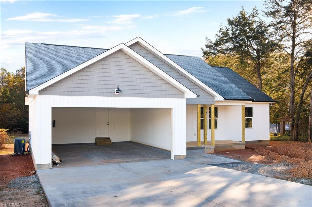2300 Arnold Road Lexington, NC 27295 - Photo 2 of 19 Gallery Image 2