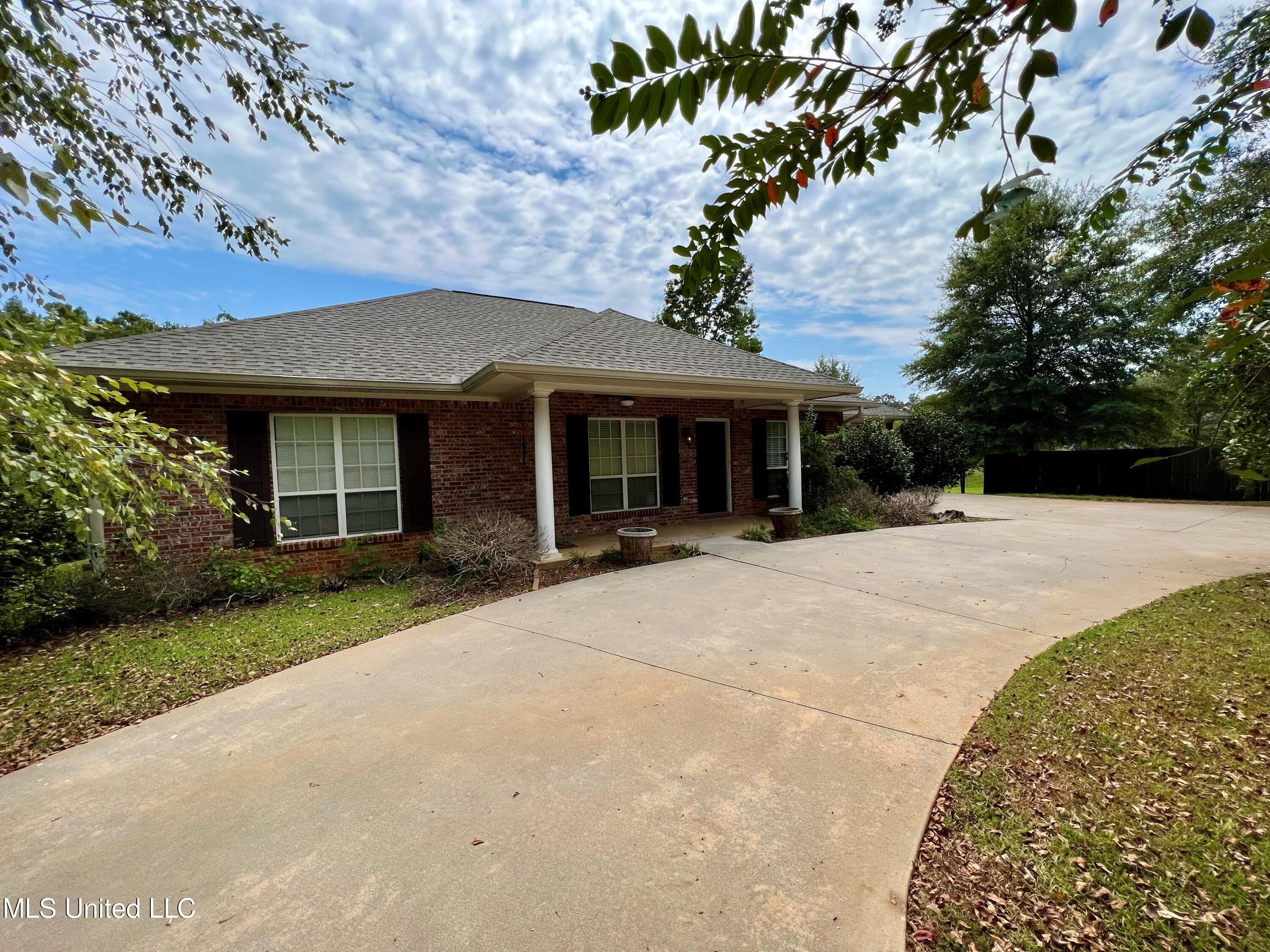 2949 Atwood Road Meridian, MS 39301 - Photo 2 of 11 1