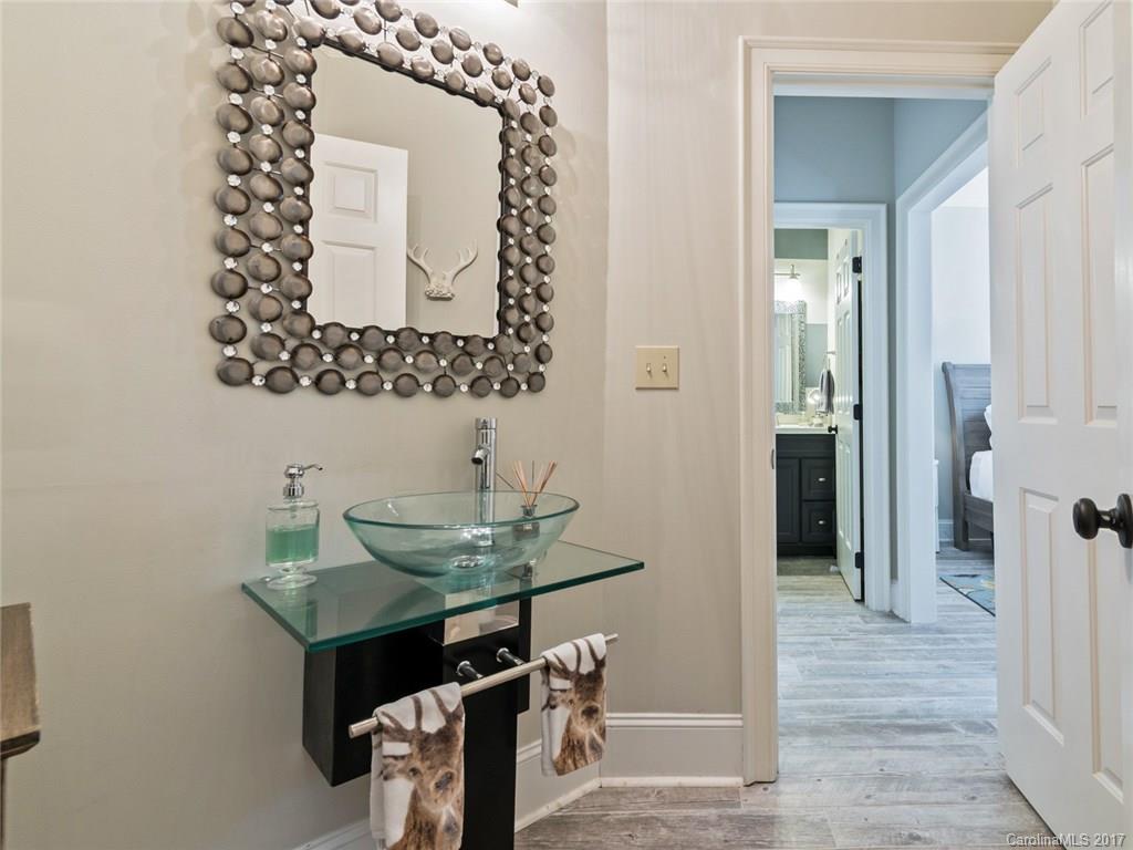 2829 Sharon View Road, Unit 2829 Charlotte, NC 28210 - Photo 10 of 24 Gallery Image 10