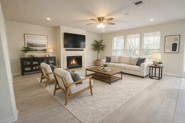 $2,100 | 21415 Branding Bay, San Antonio, TX 78259