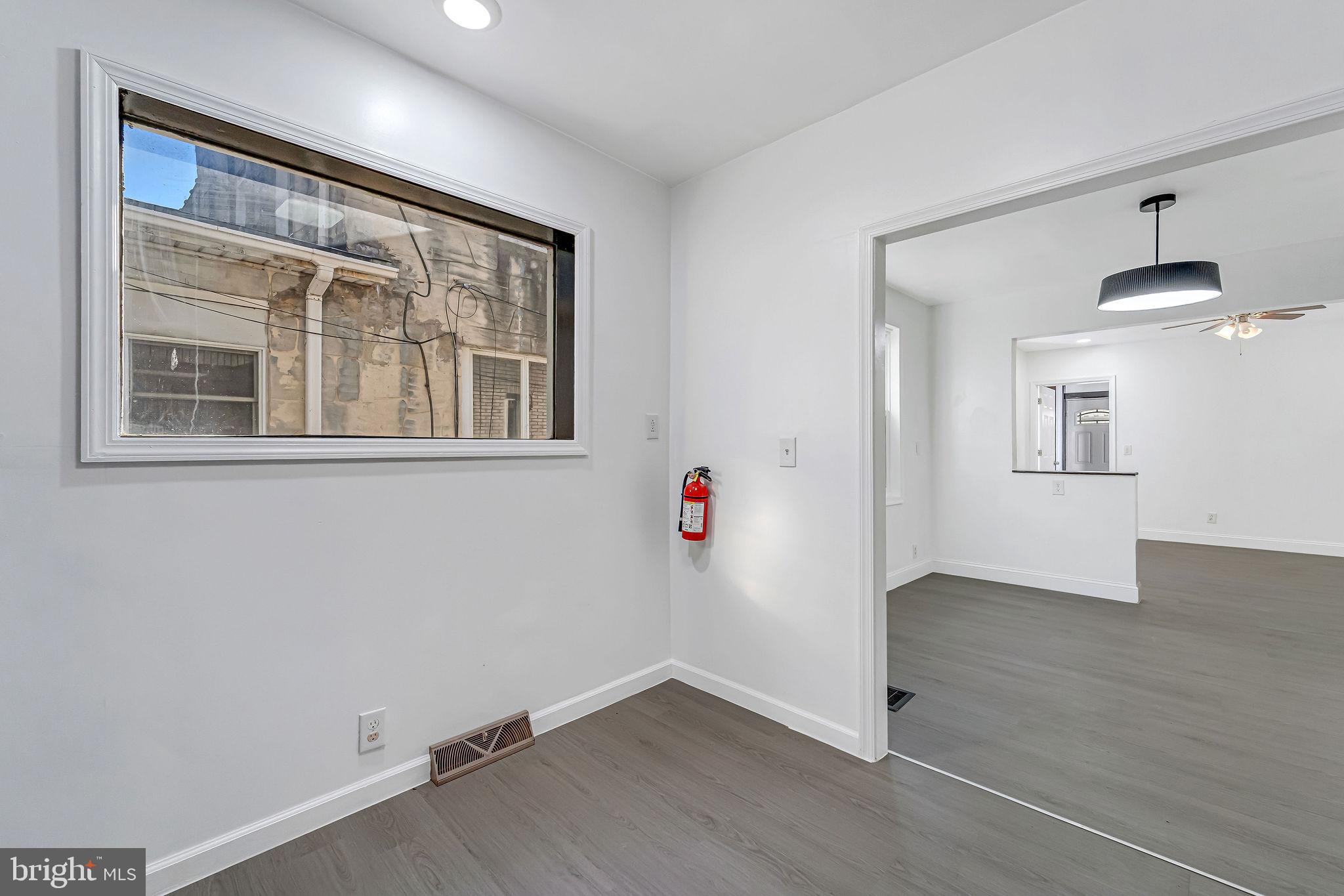 3028 Fenwick Road Camden, NJ 08104 - Photo 11 of 33