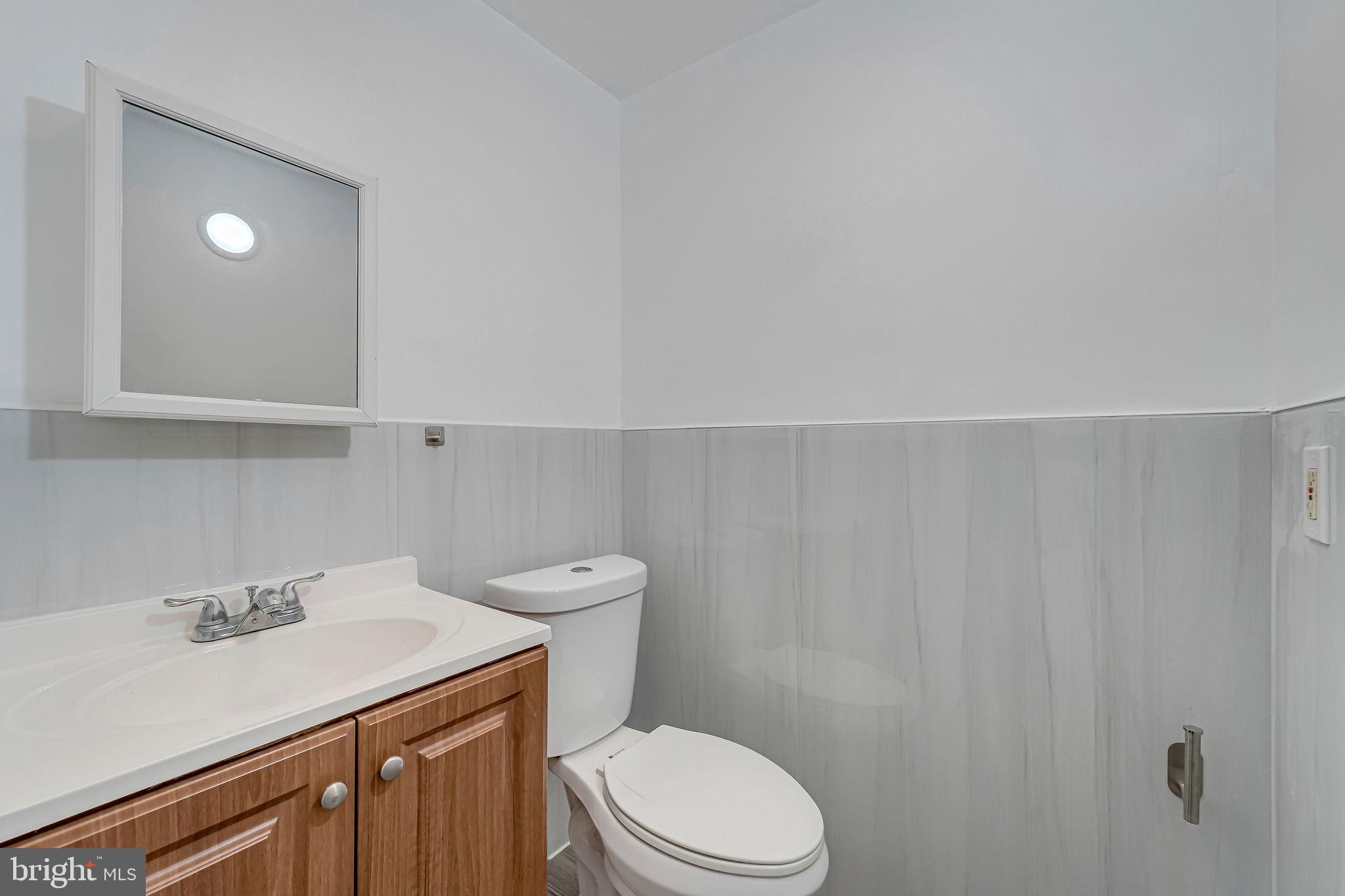 3028 Fenwick Road Camden, NJ 08104 - Photo 15 of 33