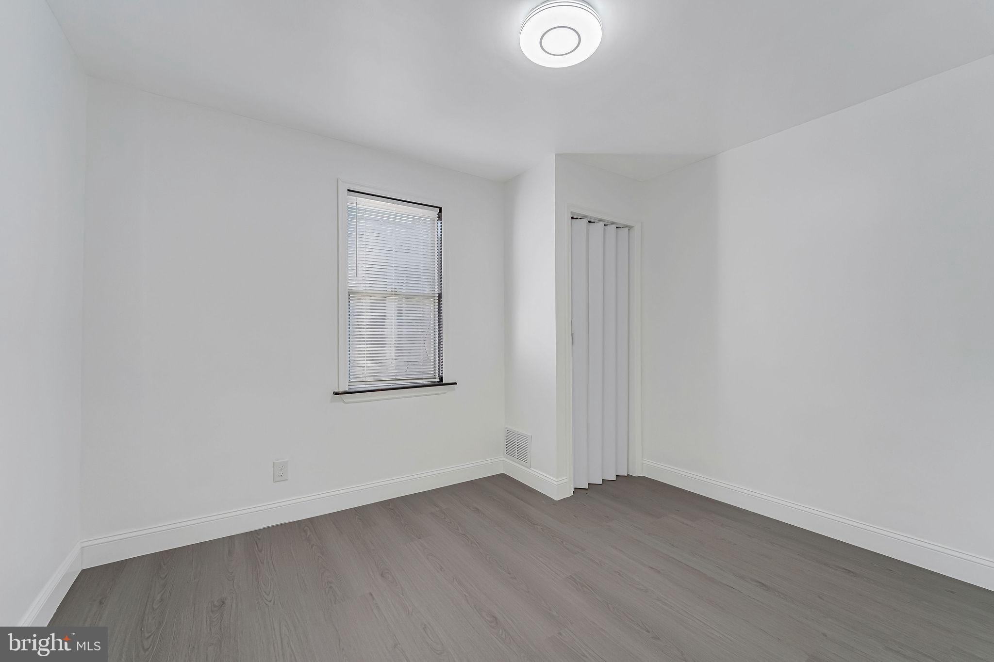 3028 Fenwick Road Camden, NJ 08104 - Photo 18 of 33