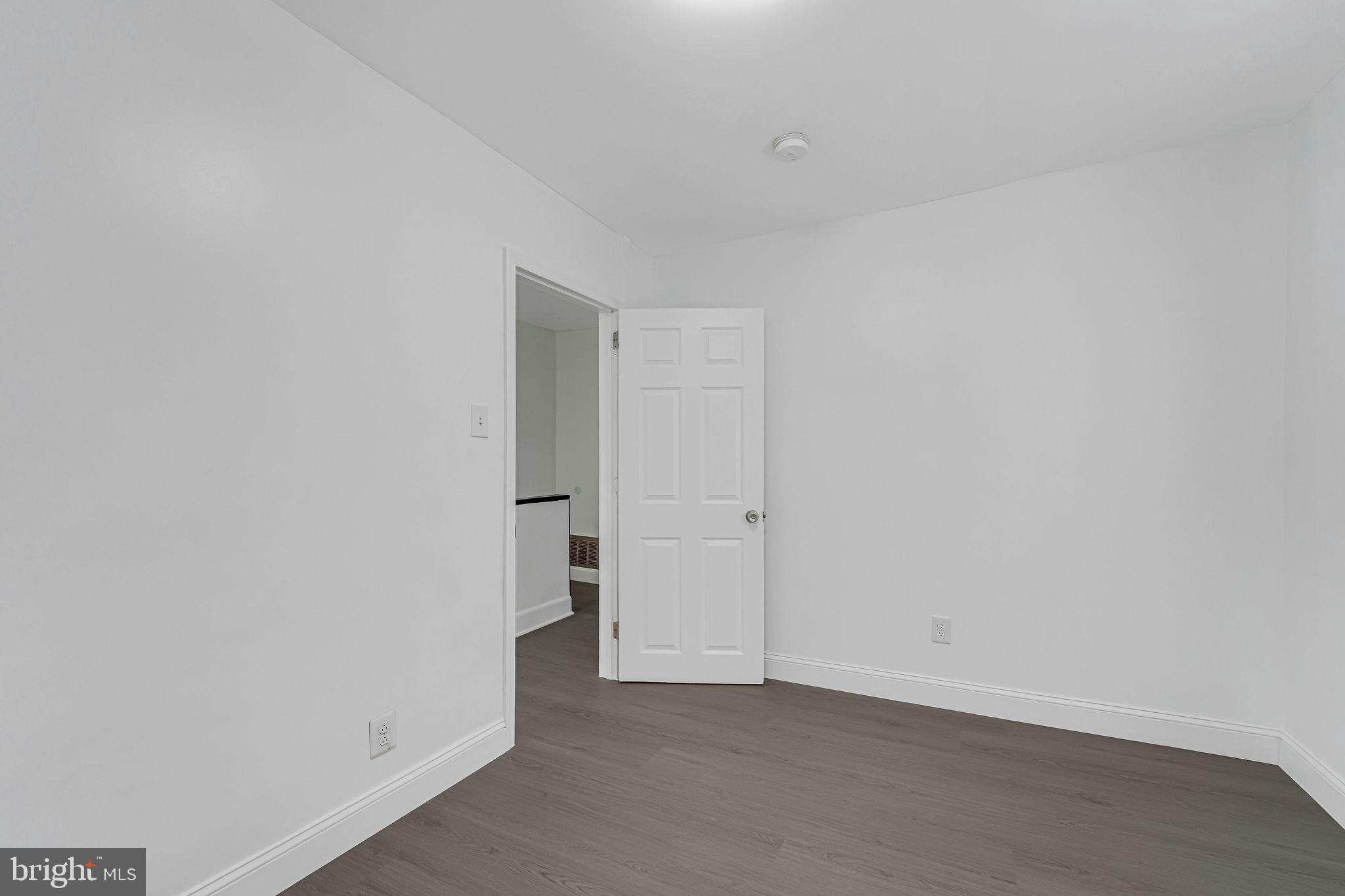 3028 Fenwick Road Camden, NJ 08104 - Photo 19 of 33