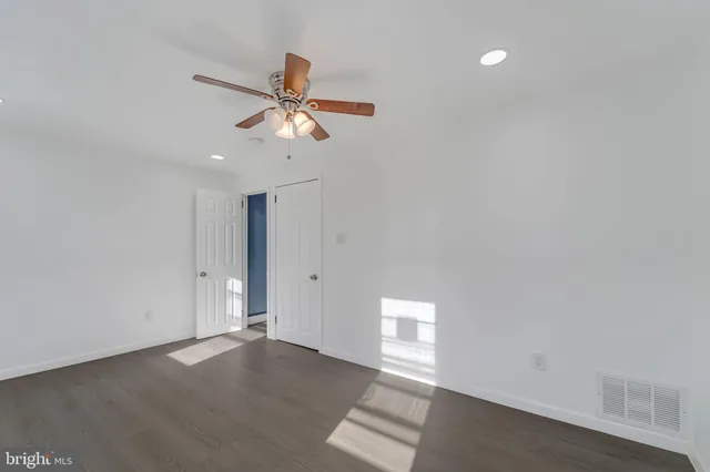 $199,900 | 3028 Fenwick Road, Camden, NJ 08104