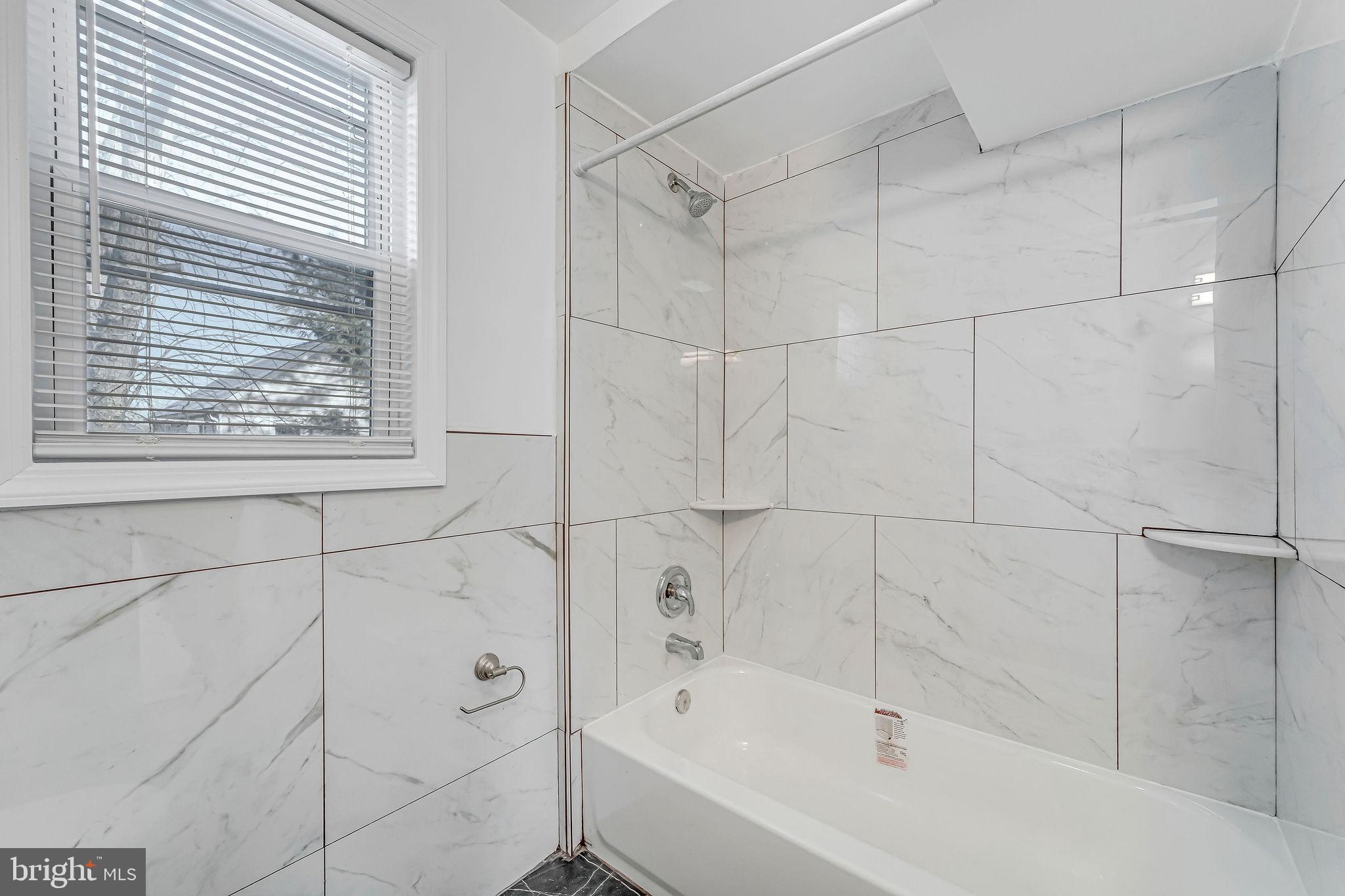 3028 Fenwick Road Camden, NJ 08104 - Photo 23 of 33