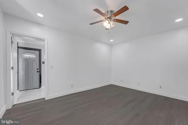 $199,900 | 3028 Fenwick Road, Camden, NJ 08104