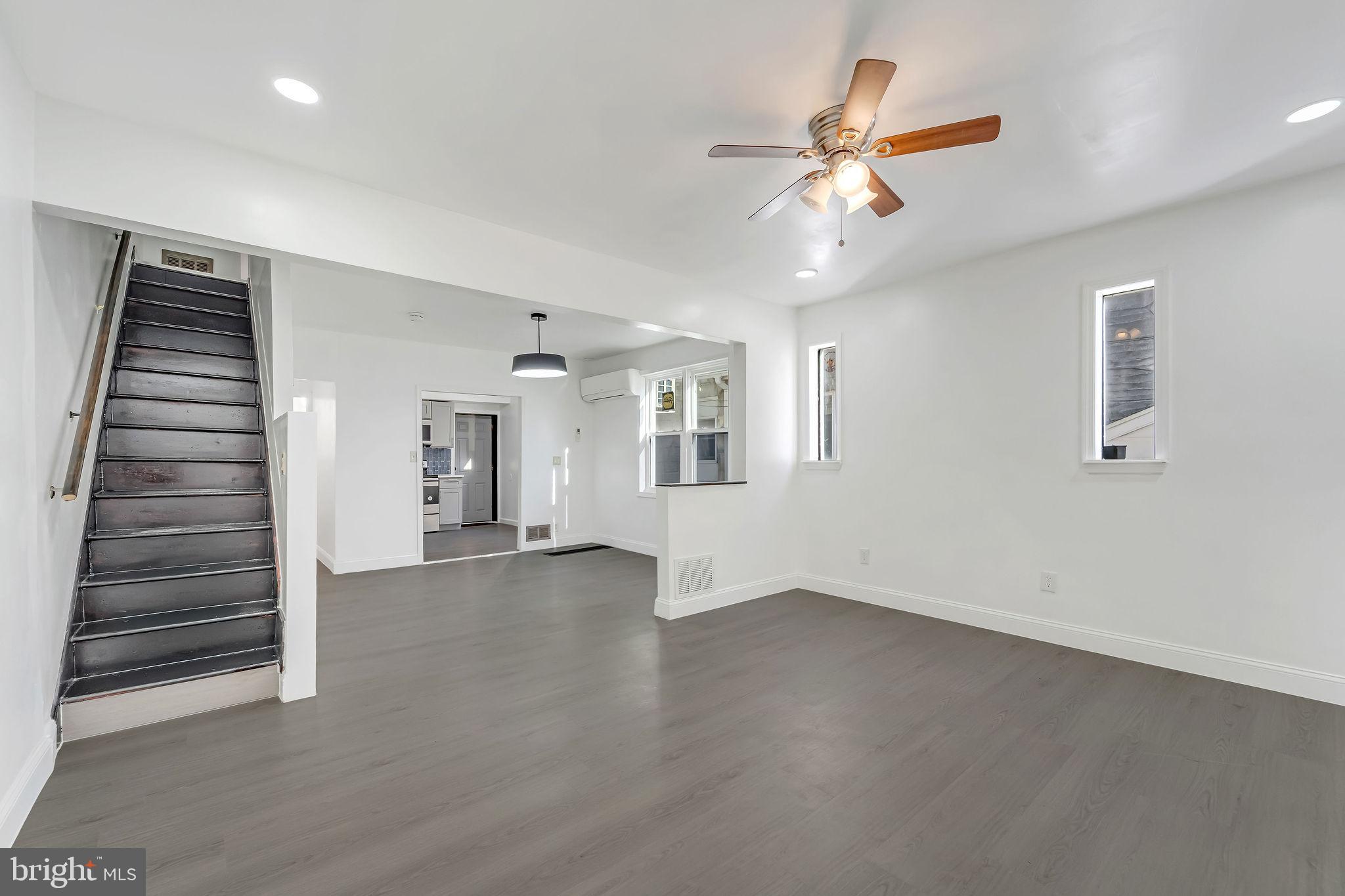 3028 Fenwick Road Camden, NJ 08104 - Photo 6 of 33