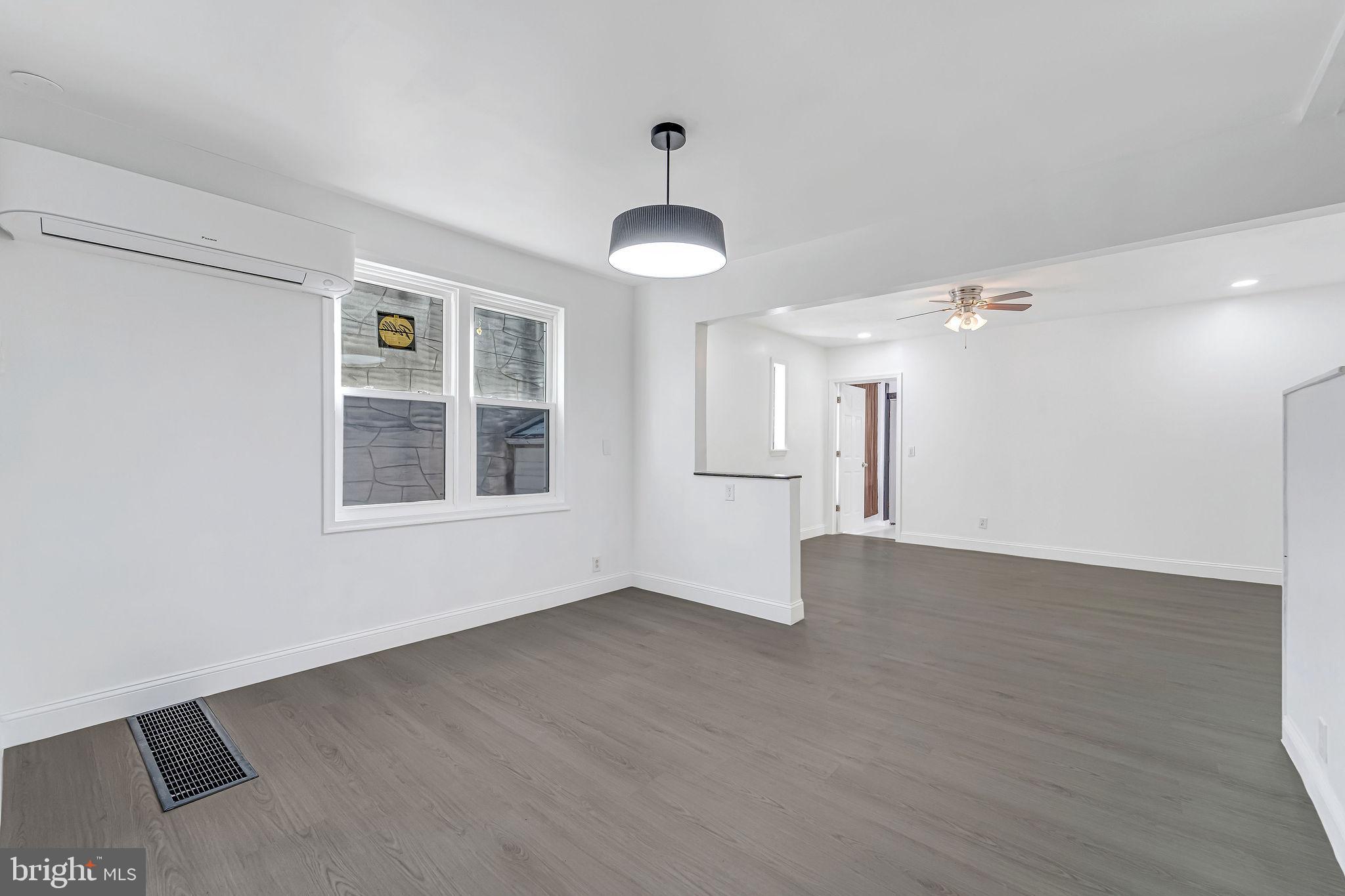 3028 Fenwick Road Camden, NJ 08104 - Photo 8 of 33