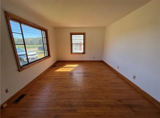 $109,900 | 902 Sebring Avenue, Southport, NY 14871