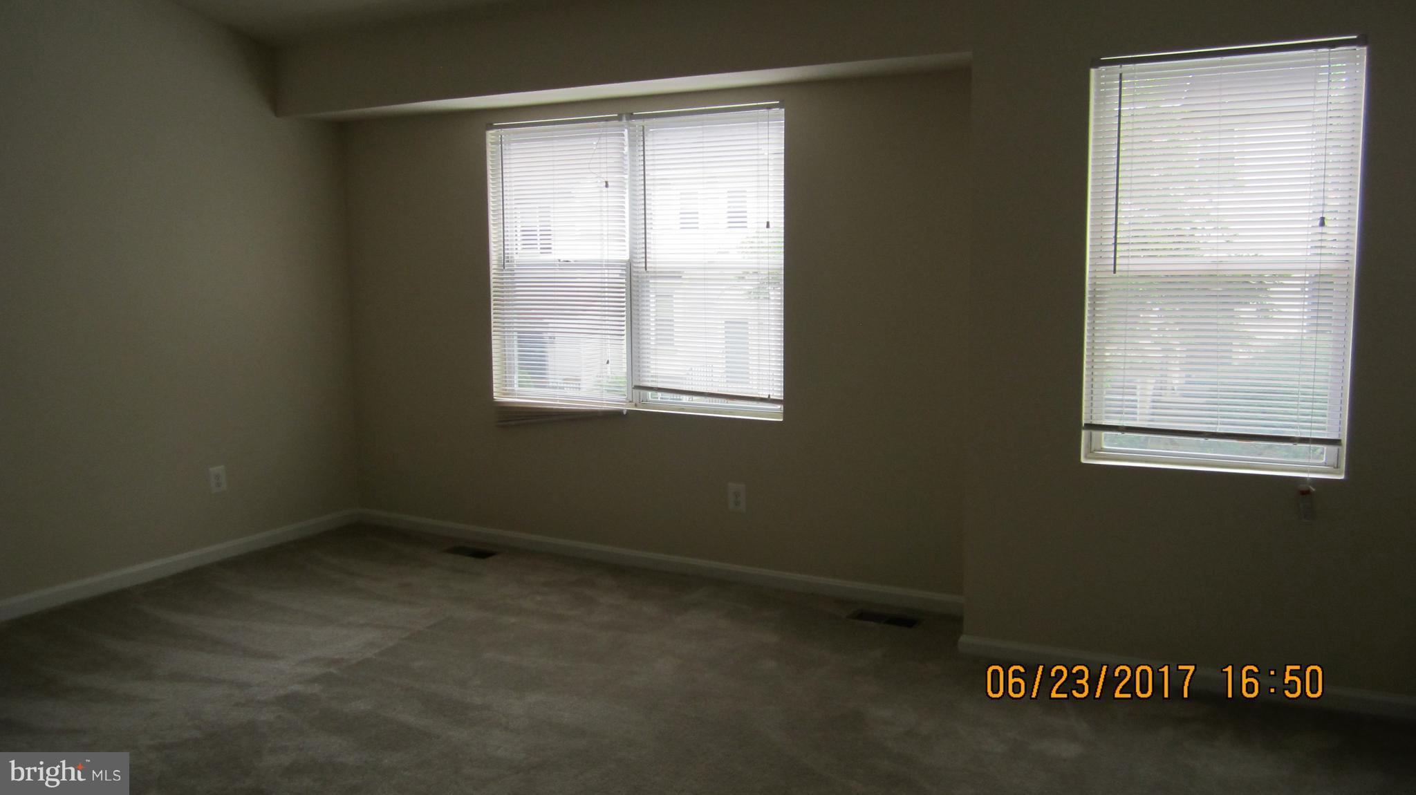 121 Kinsman View Circle Silver Spring, MD 20901 - Photo 22 of 26 Bedroom (Master)