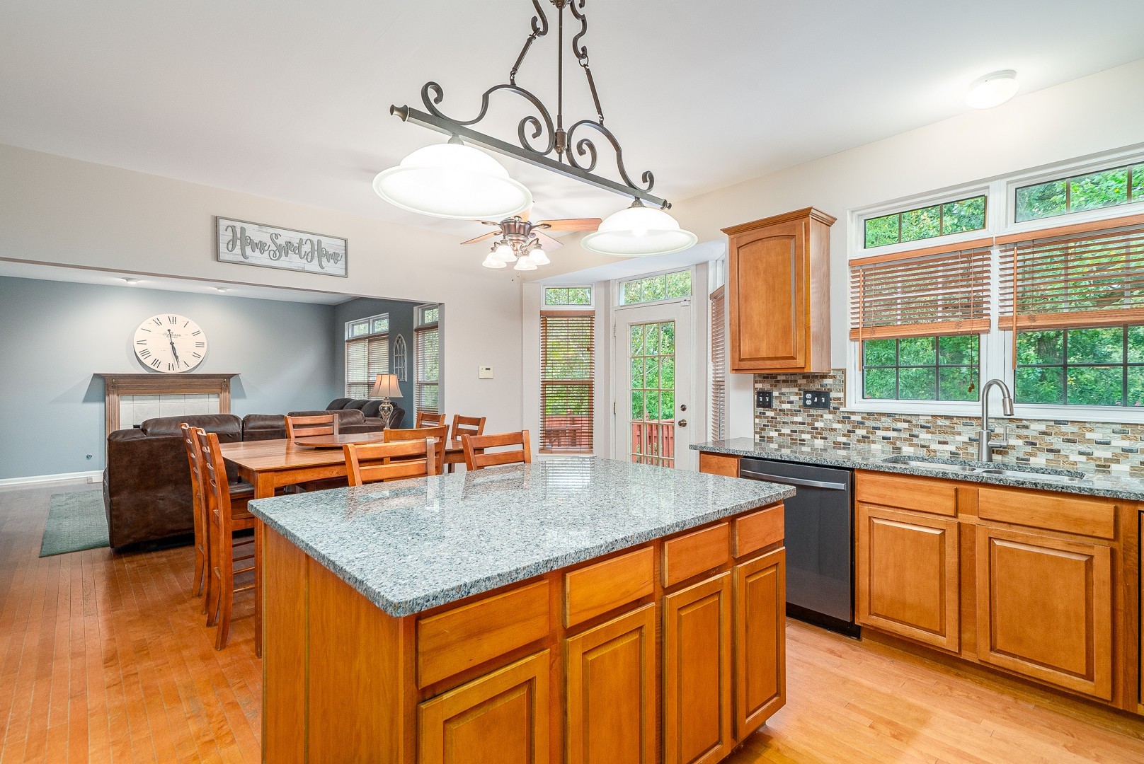 617 Rivers Edge Drive Minooka, IL 60447 - Photo 13 of 36