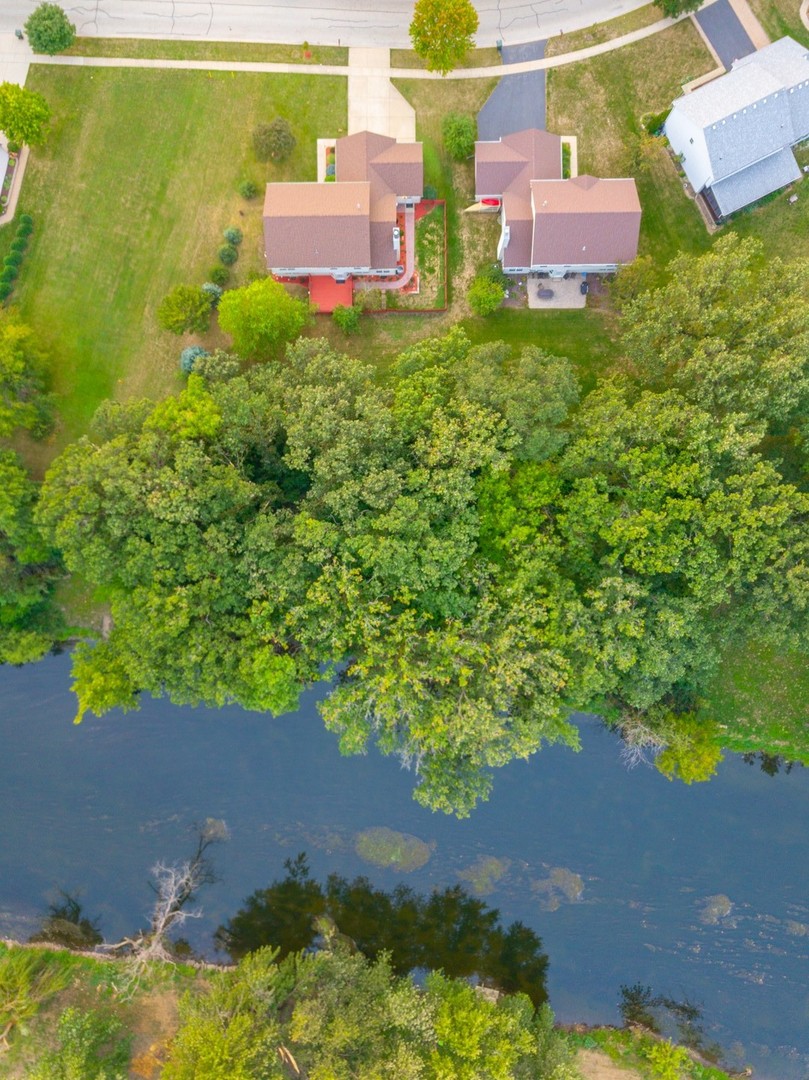 617 Rivers Edge Drive Minooka, IL 60447 - Photo 4 of 36
