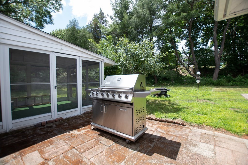 17 Wentworth Road Canton, MA 02021 - Photo 20 of 22