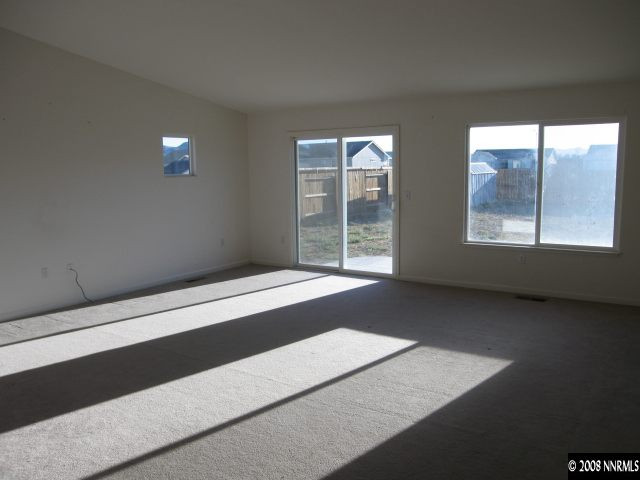 3105 Spring Circle Silver Springs, NV 89429 - Photo 5 of 9 Photo 5