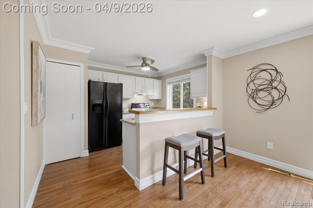 889 Hadley Road Rochester Hills, MI 48307 - Photo 16 of 54