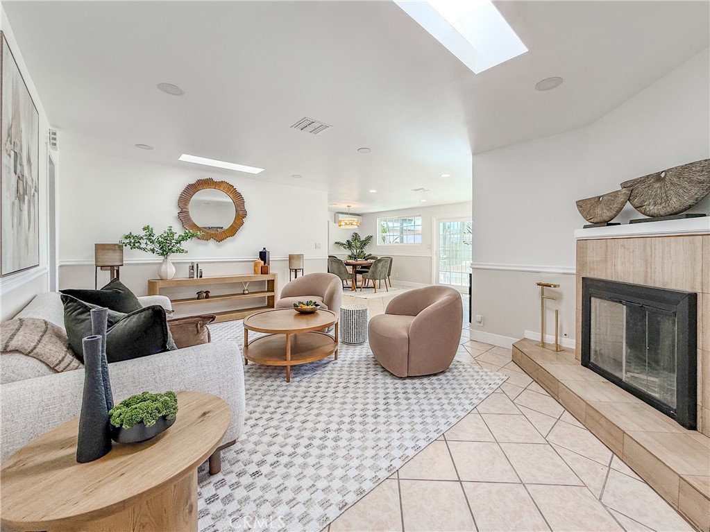 18002 East Fondale Street Azusa, CA 91702 - Photo 7 of 48