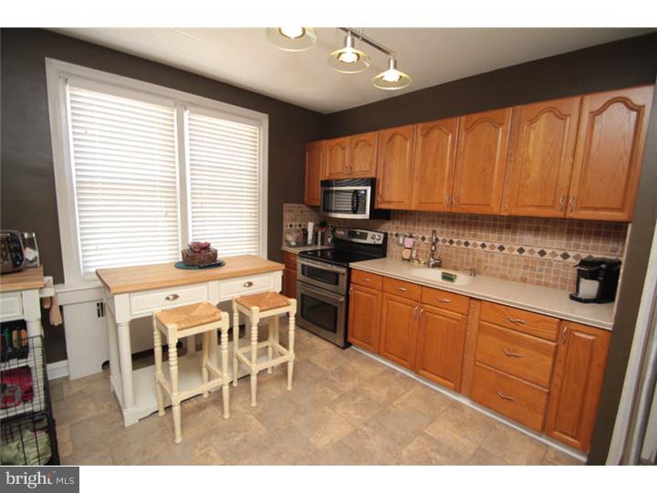 3303 Glenview Street Philadelphia, PA 19149 - Photo 13 of 23