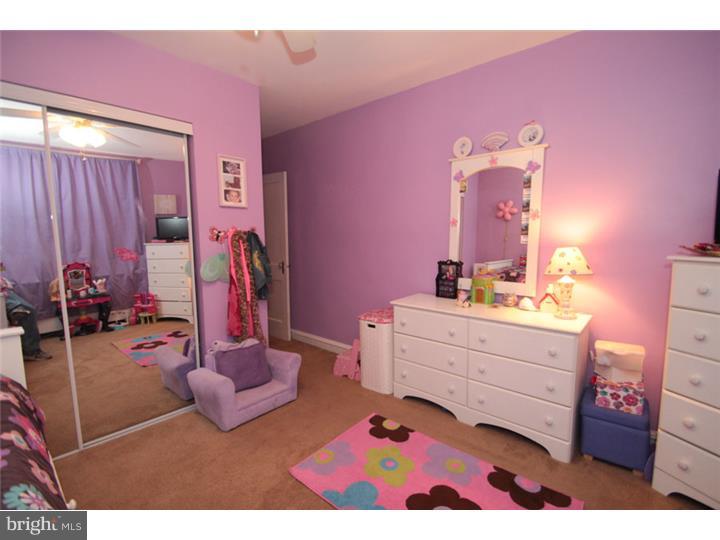 3303 Glenview Street Philadelphia, PA 19149 - Photo 22 of 23 Bedroom 3