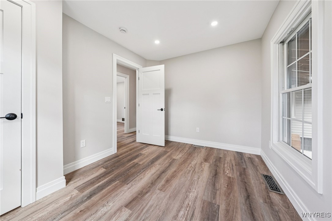 1665 Maple Road Amherst, NY 14221 - Photo 16 of 26