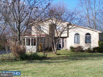 480 Royal Manor Road Easton, PA 18042 - Photo 1 of 12 Gallery Image 1