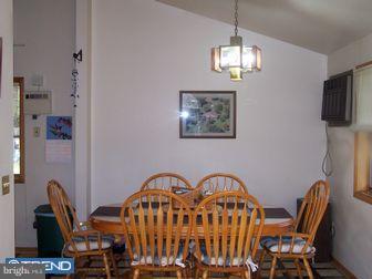 480 Royal Manor Road Easton, PA 18042 - Photo 3 of 12 Gallery Image 3