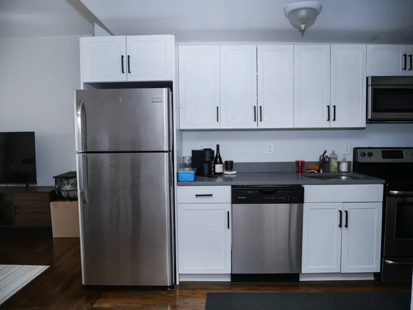 $2,955 | 45 Carlton Street, Unit 5, Brookline, MA 02446