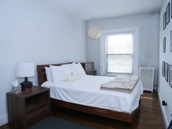 $2,955 | 45 Carlton Street, Unit 5, Brookline, MA 02446