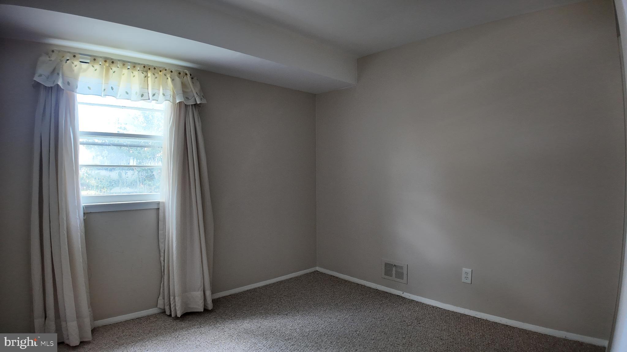 4419 Renn Street Rockville, MD 20853 - Photo 15 of 36