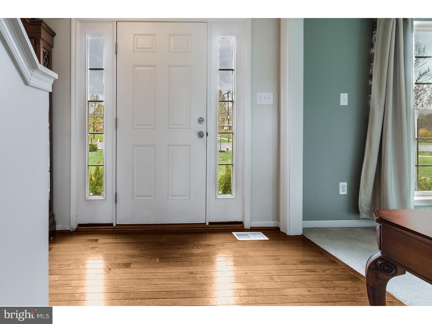 727 Union Road Mickleton, NJ 08056 - Photo 5 of 25 Foyer