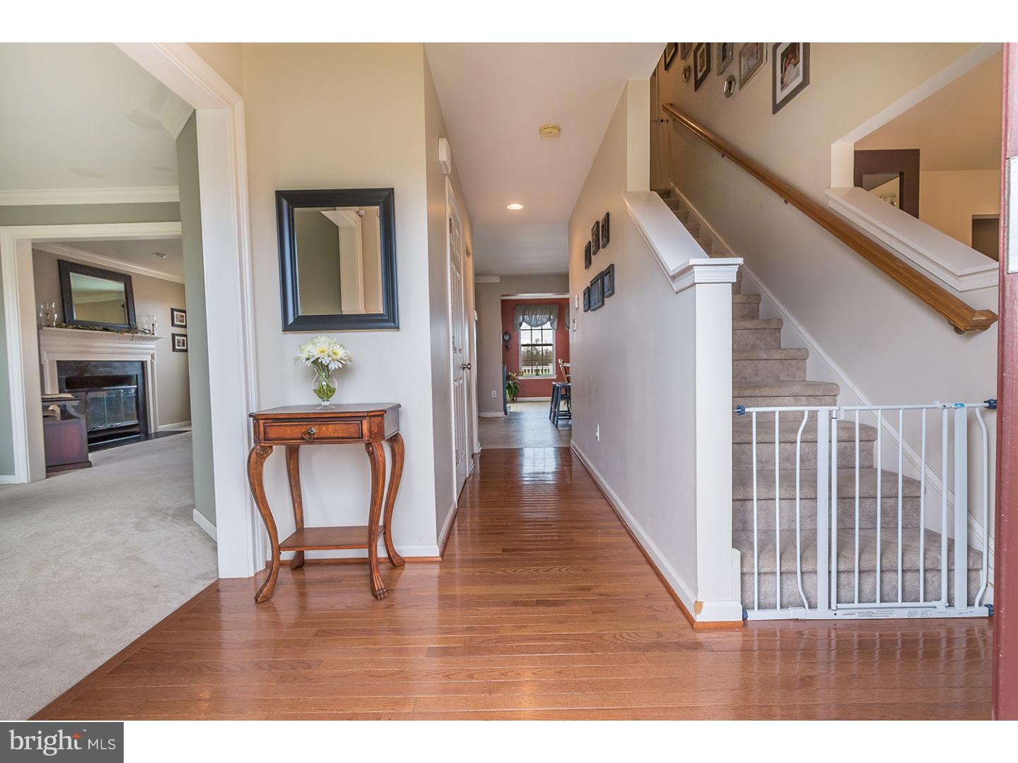 727 Union Road Mickleton, NJ 08056 - Photo 6 of 25 Foyer