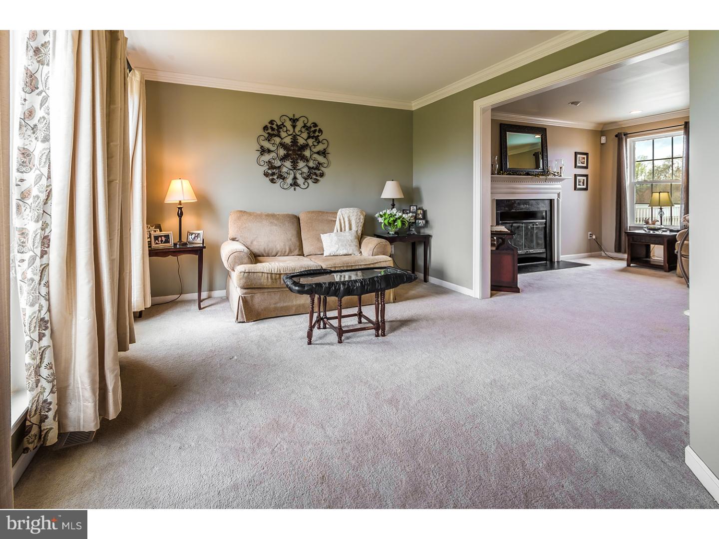 727 Union Road Mickleton, NJ 08056 - Photo 7 of 25 Living Room