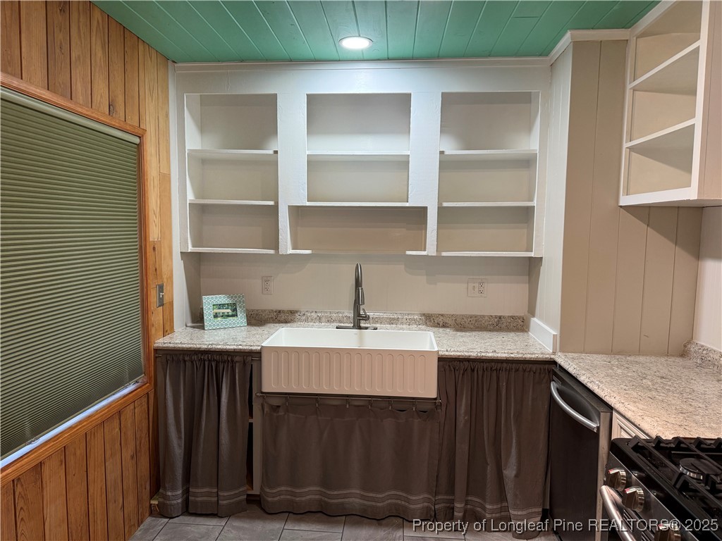 2131 Hull Road Fayetteville, NC 28303 - Photo 3 of 9 Gallery Image 3
