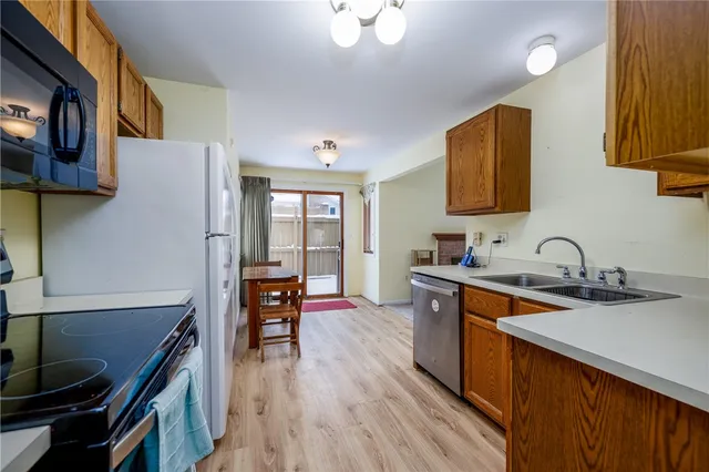 $194,995 | 37 Overview Circle, Chili, NY 14623