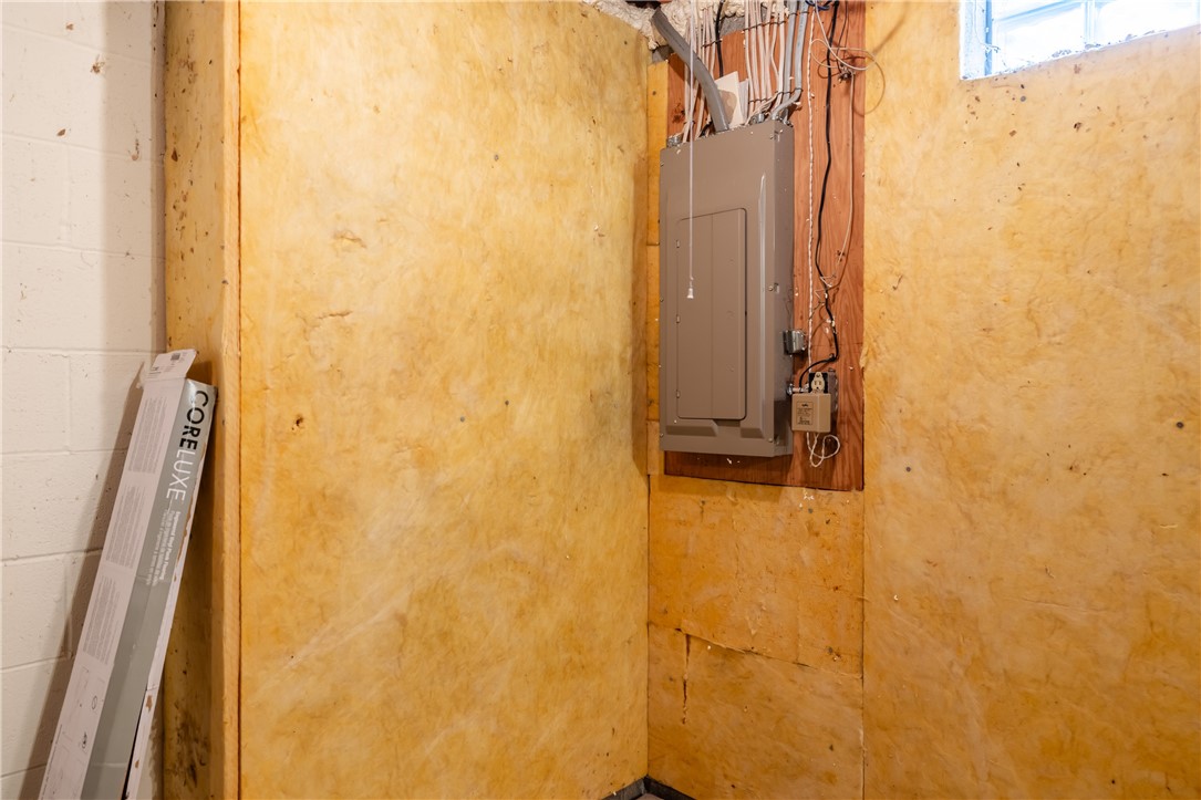 37 Overview Circle Chili, NY 14623 - Photo 20 of 25