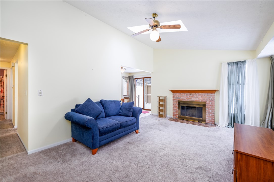 37 Overview Circle Chili, NY 14623 - Photo 5 of 25