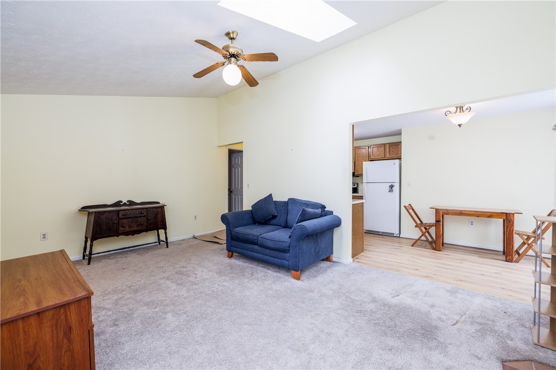 37 Overview Circle Chili, NY 14623 - Photo 7 of 25