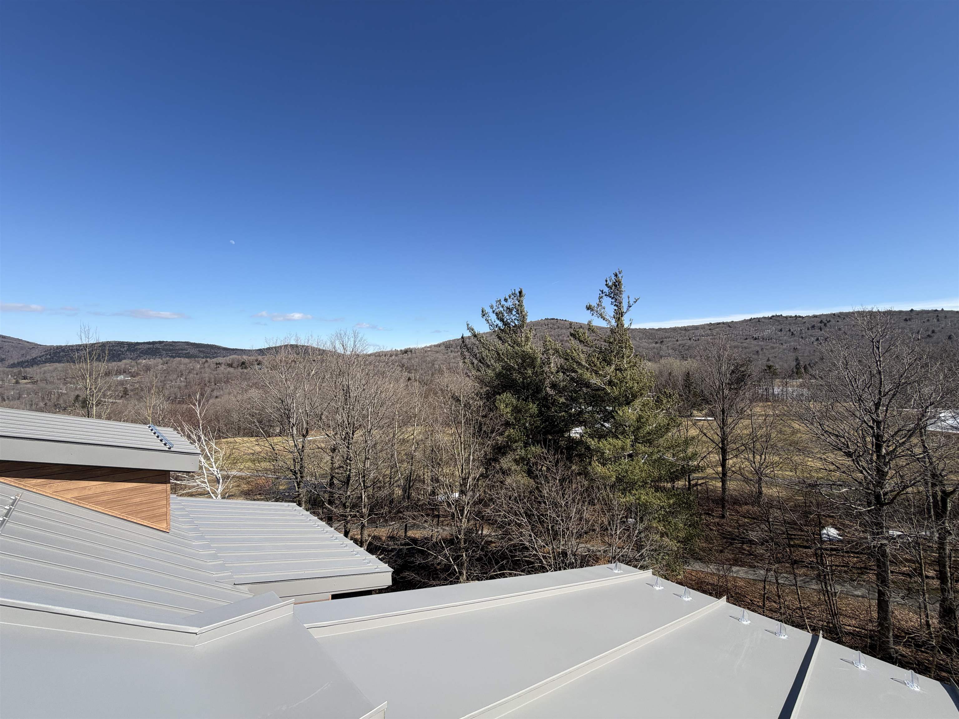 137 East Mountain Road, Unit 2G4 Killington, VT 05751 - Photo 23 of 51