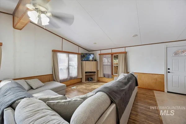 $279,500 | 420 East Ave C, Wendell, ID 83355