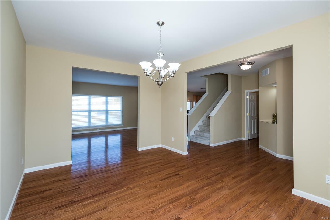 11 Compass Pointe St. Louis, MO 63129 - Photo 4 of 28 Gallery Image 4