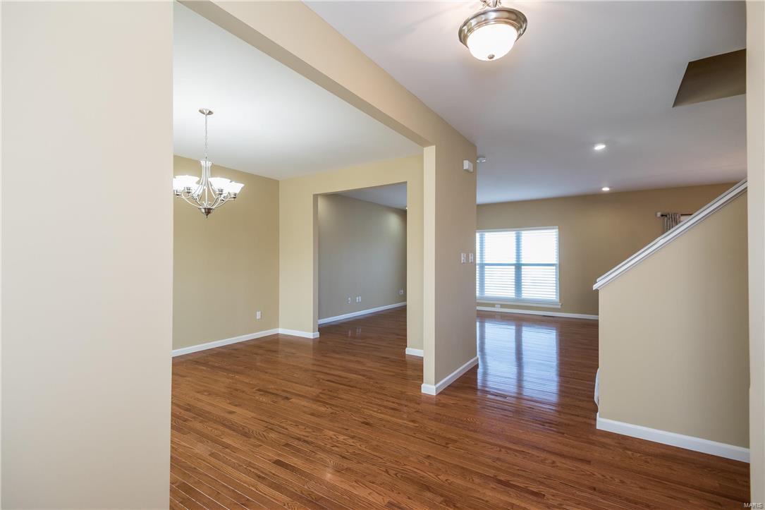 11 Compass Pointe St. Louis, MO 63129 - Photo 5 of 28 Gallery Image 5