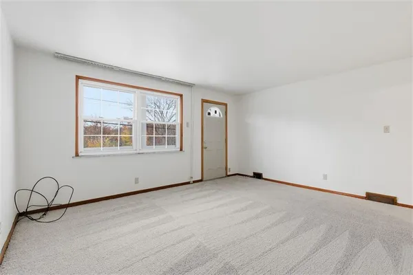 $149,900 | 528 9th Street, Pitcairn, PA 15140