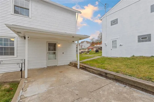 $149,900 | 528 9th Street, Pitcairn, PA 15140