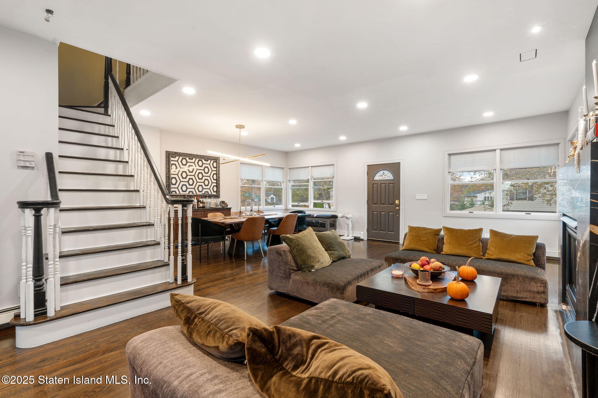 6 Mosely Avenue Staten Island, NY 10312 - Photo 13 of 55 a living room with furniture and wooden floor