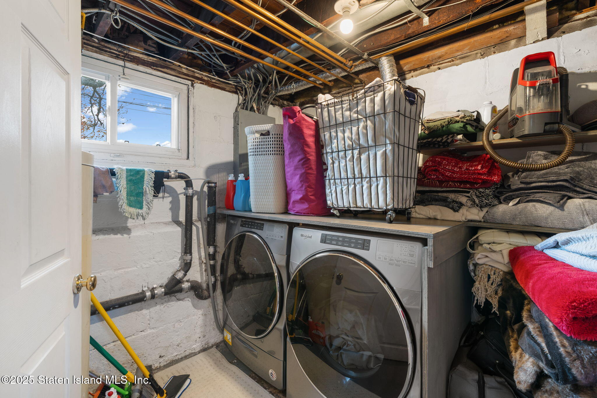 6 Mosely Avenue Staten Island, NY 10312 - Photo 40 of 55