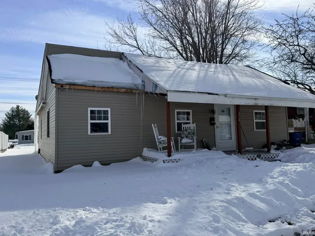 $94,900 | 314 West Warren Street, Mitchell, IN 47446