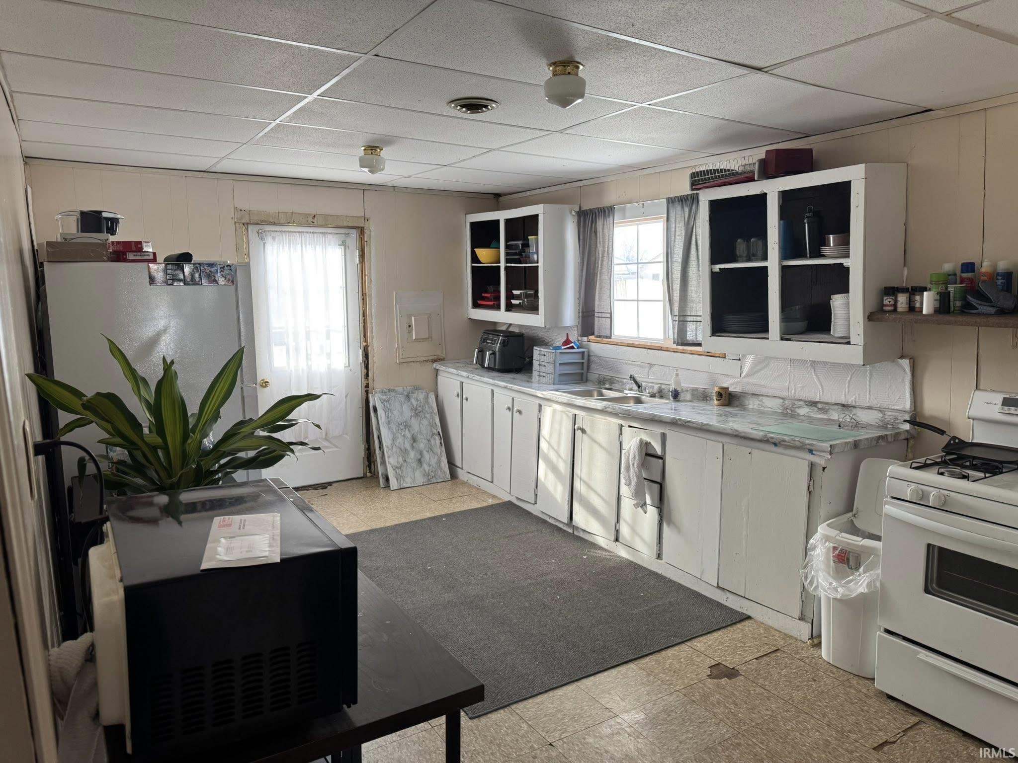 314 West Warren Street Mitchell, IN 47446 - Photo 5 of 12