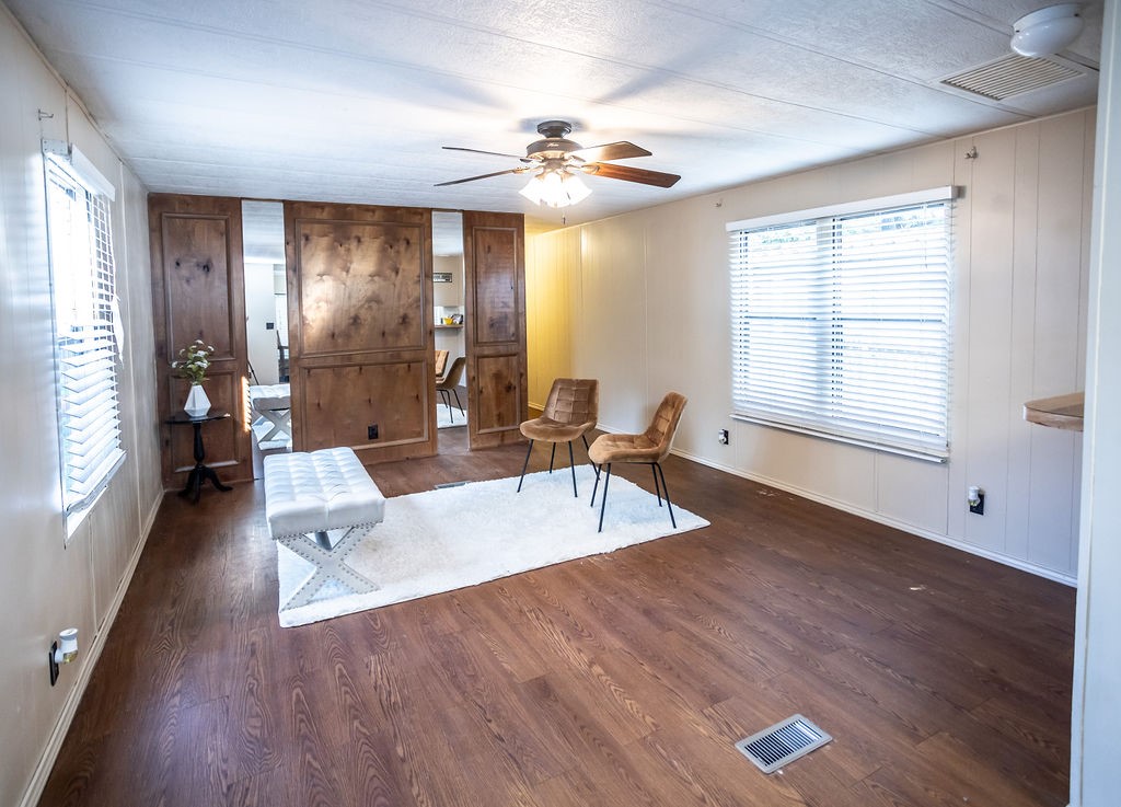 14351 West Ravine Run Willis, TX 77318 - Photo 8 of 28 livingroom